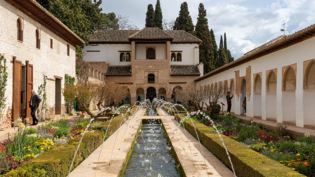 Guía completa de la Alhambra.