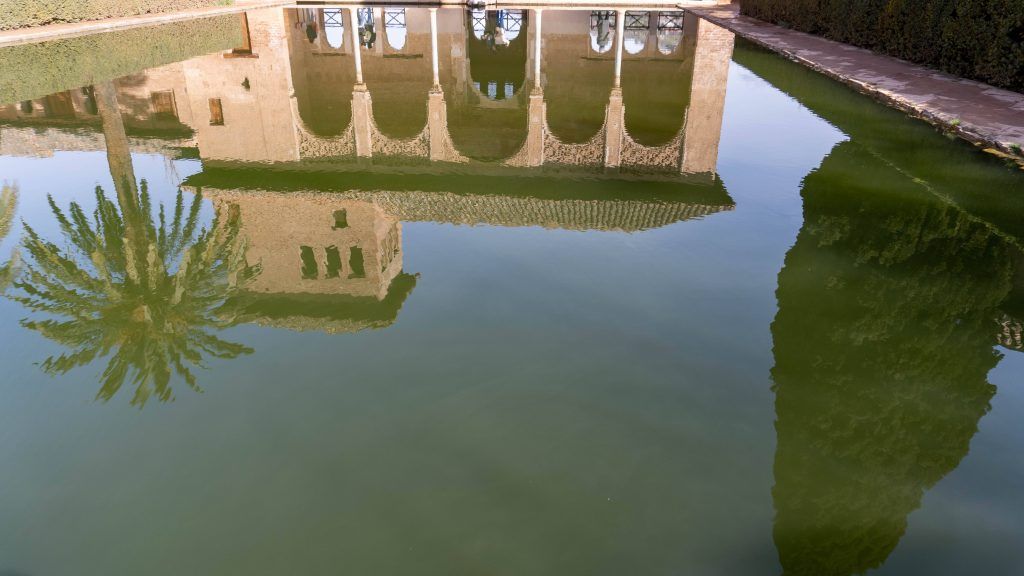 Guía completa de la Alhambra.