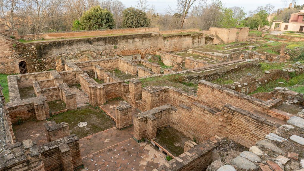 Guía completa de la Alhambra.