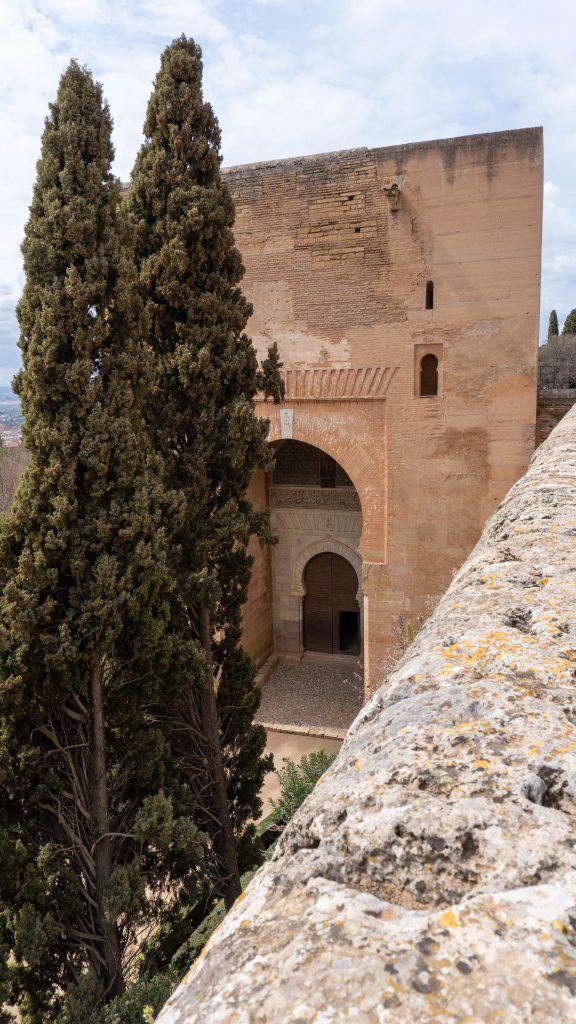 Guía completa de la Alhambra.