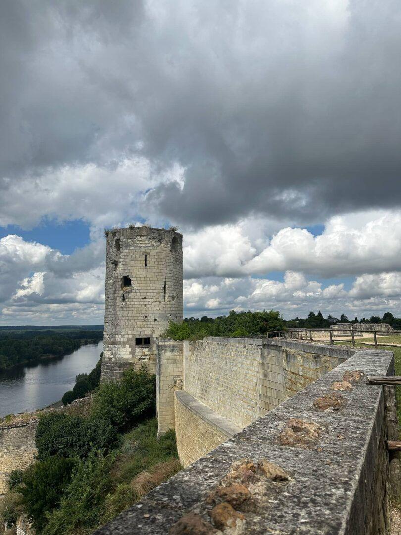 chinon