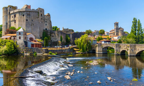 Clisson, que ver cerca de Puy du Fou