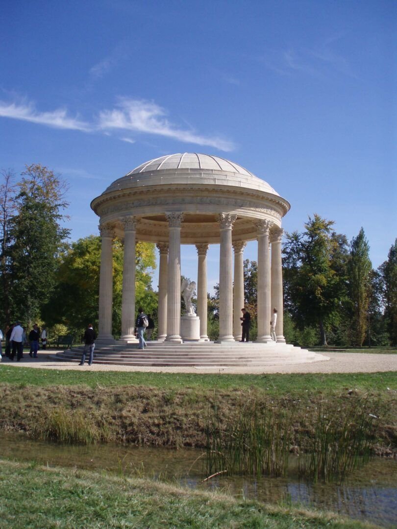 petit trianon templete