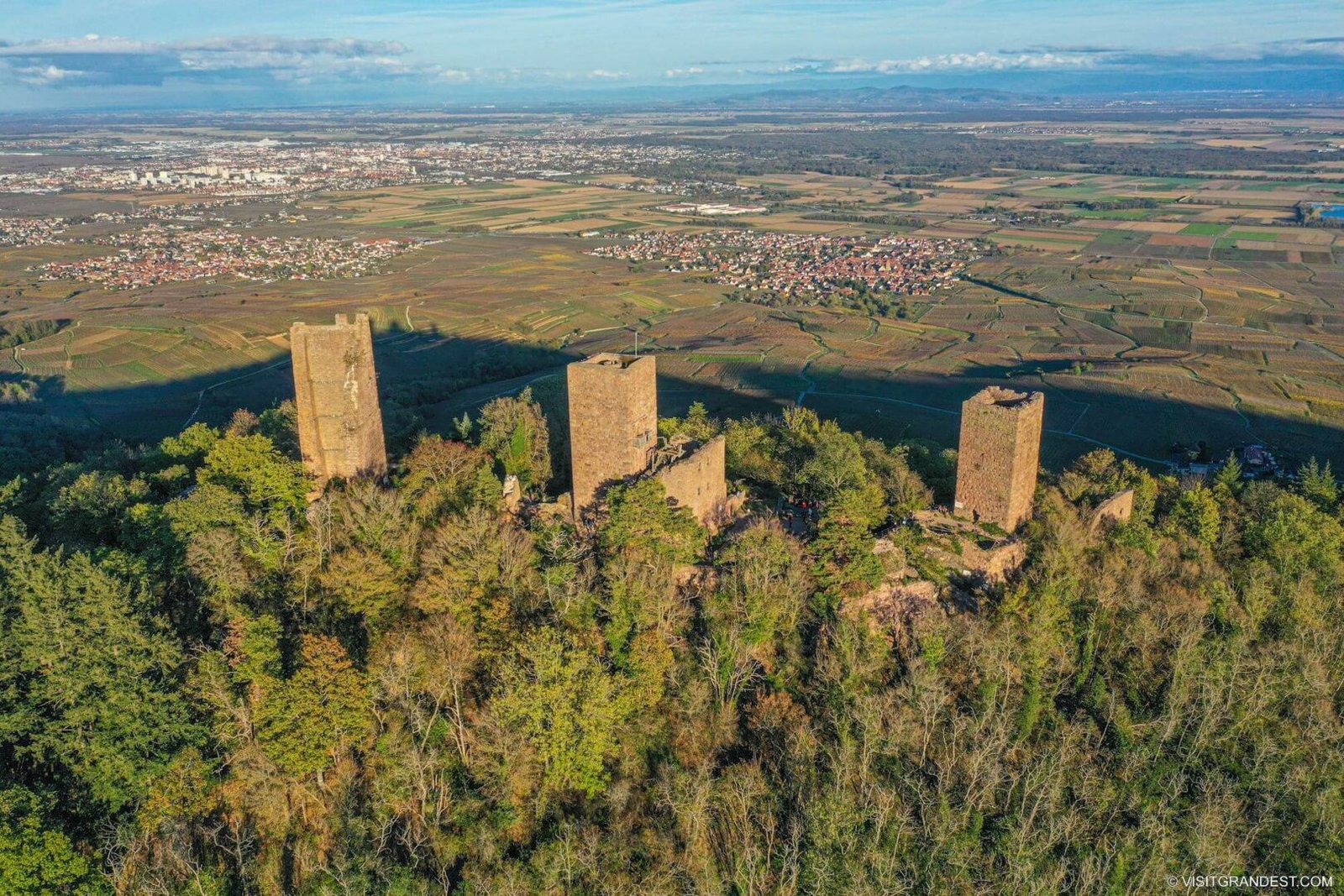 TroisChateauxEguisheim001 1