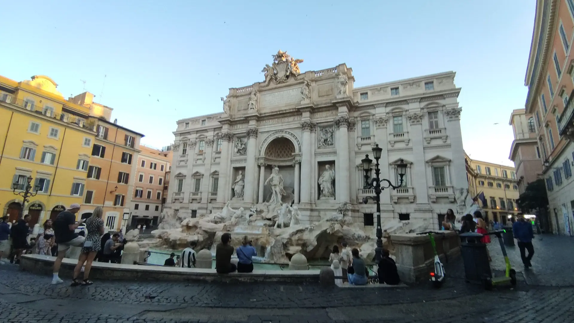 fontana di trevi