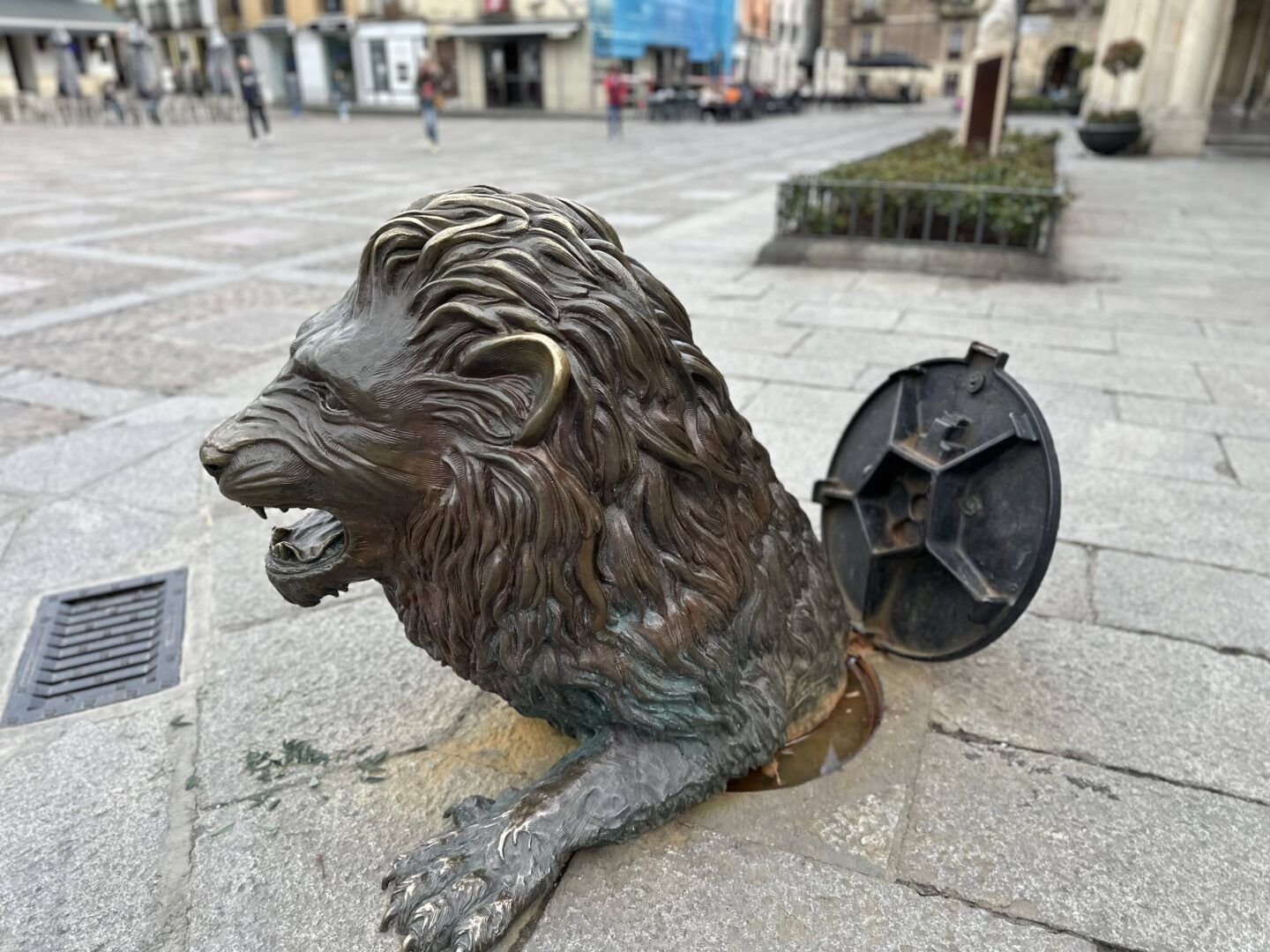 leon alcantarilla plaza ayto