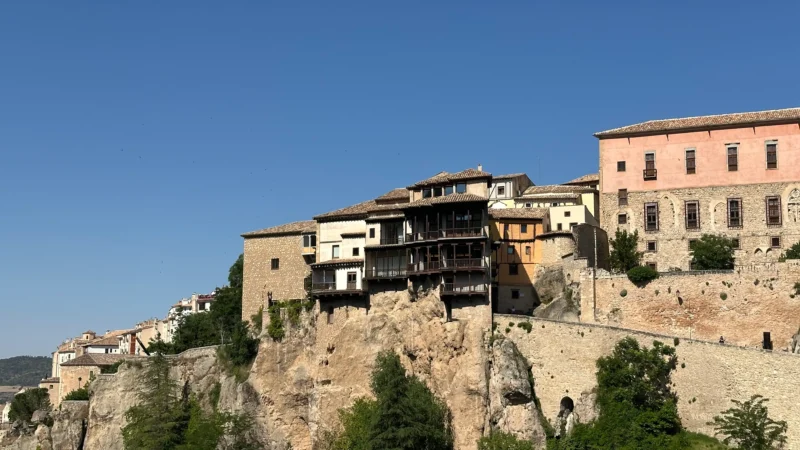 Casas colgadas Cuenca dia