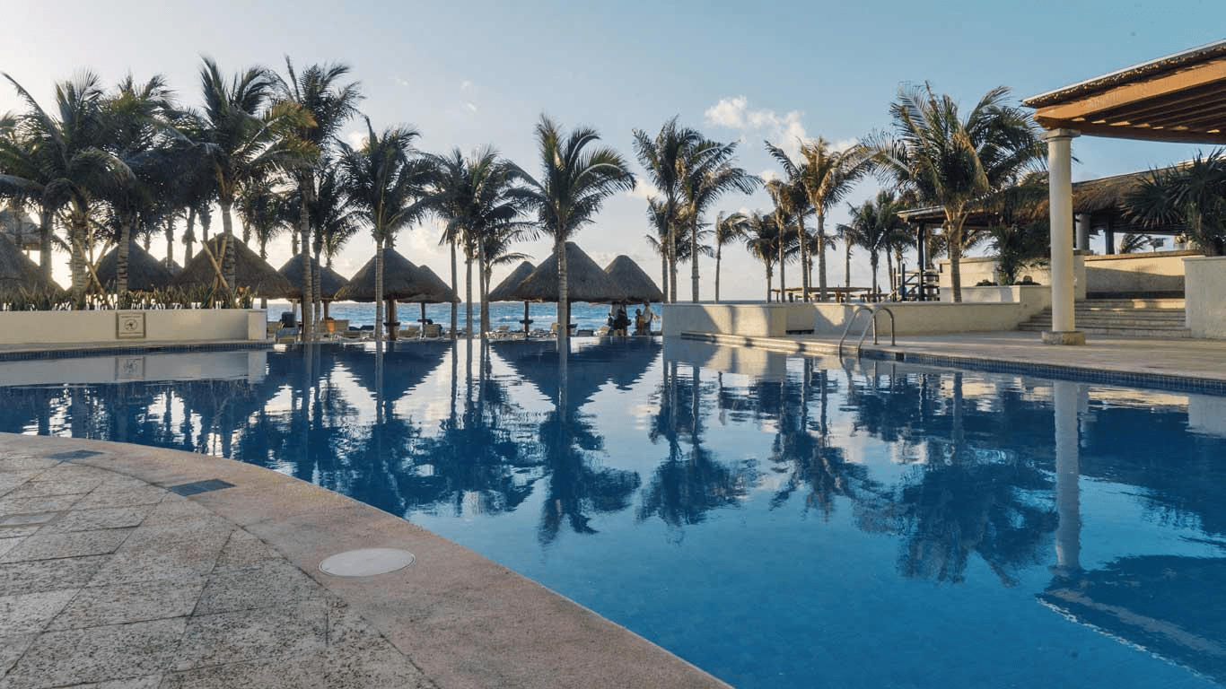 NYX Hotel Cancun