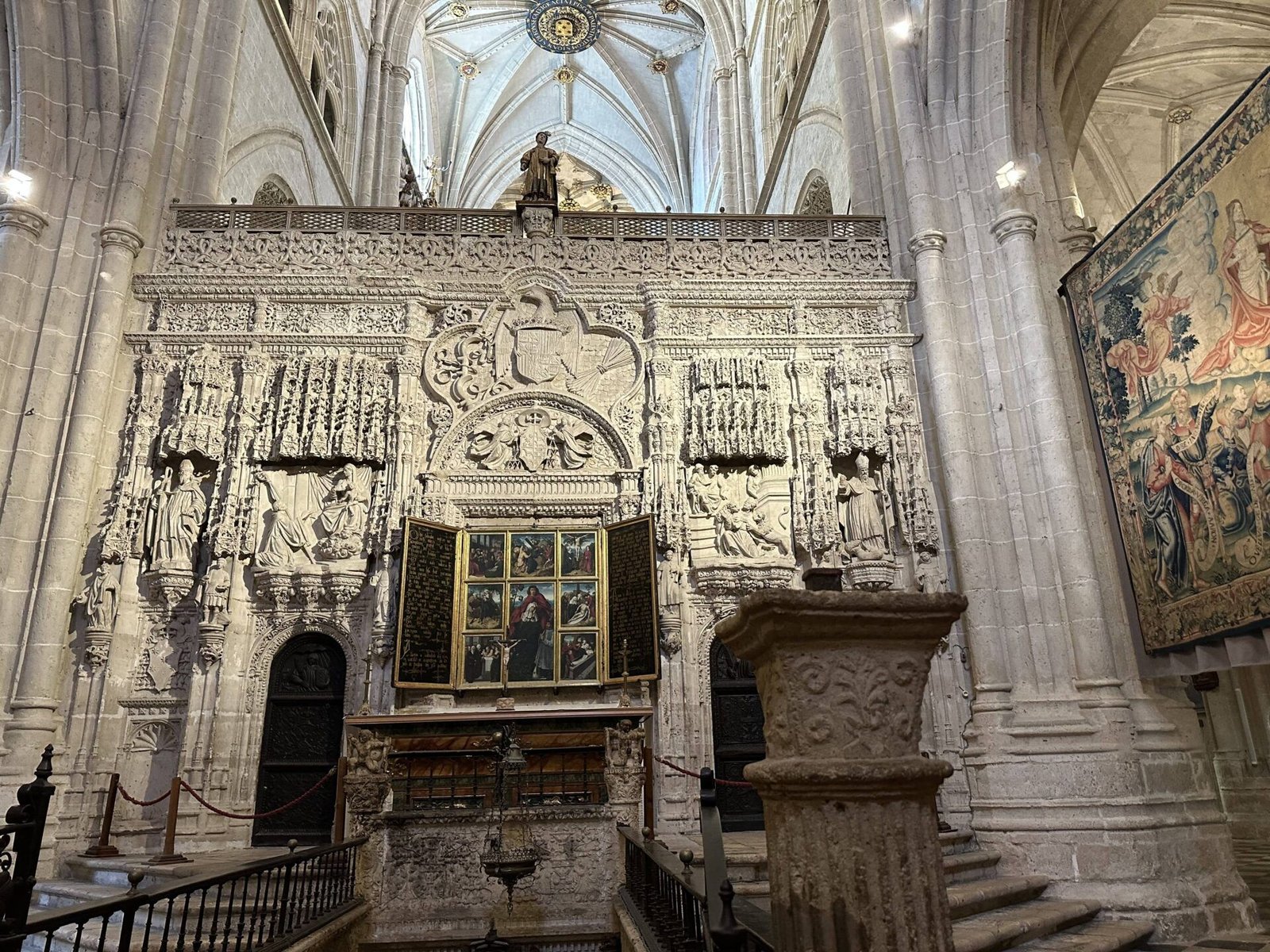 acceso cripta catedral palencia