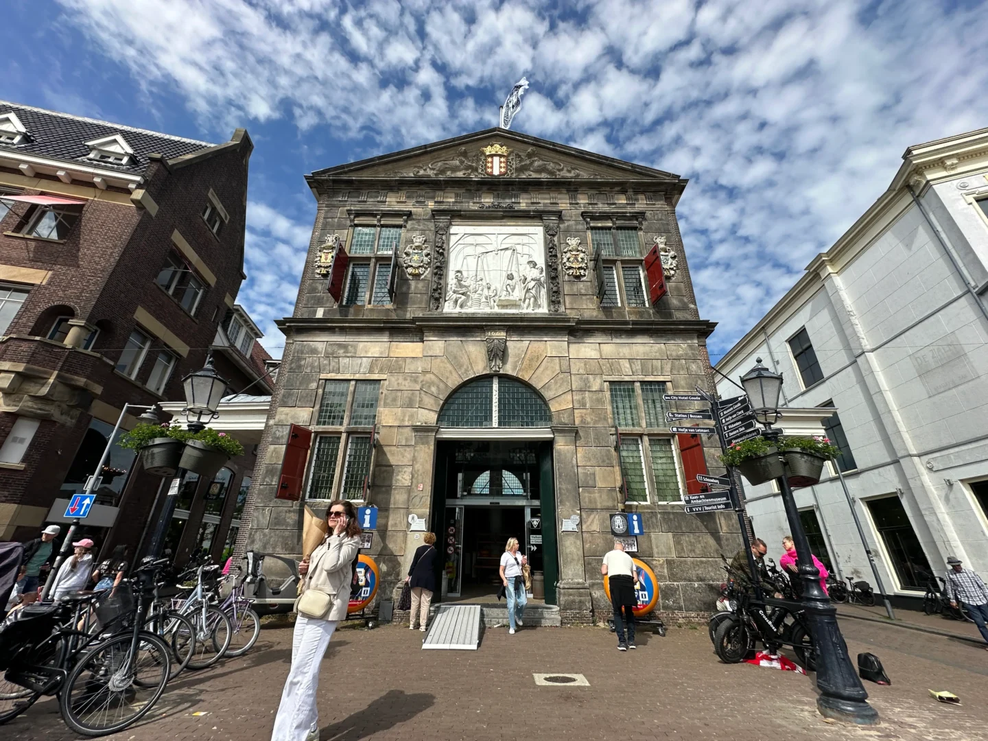gouda antigua balanza