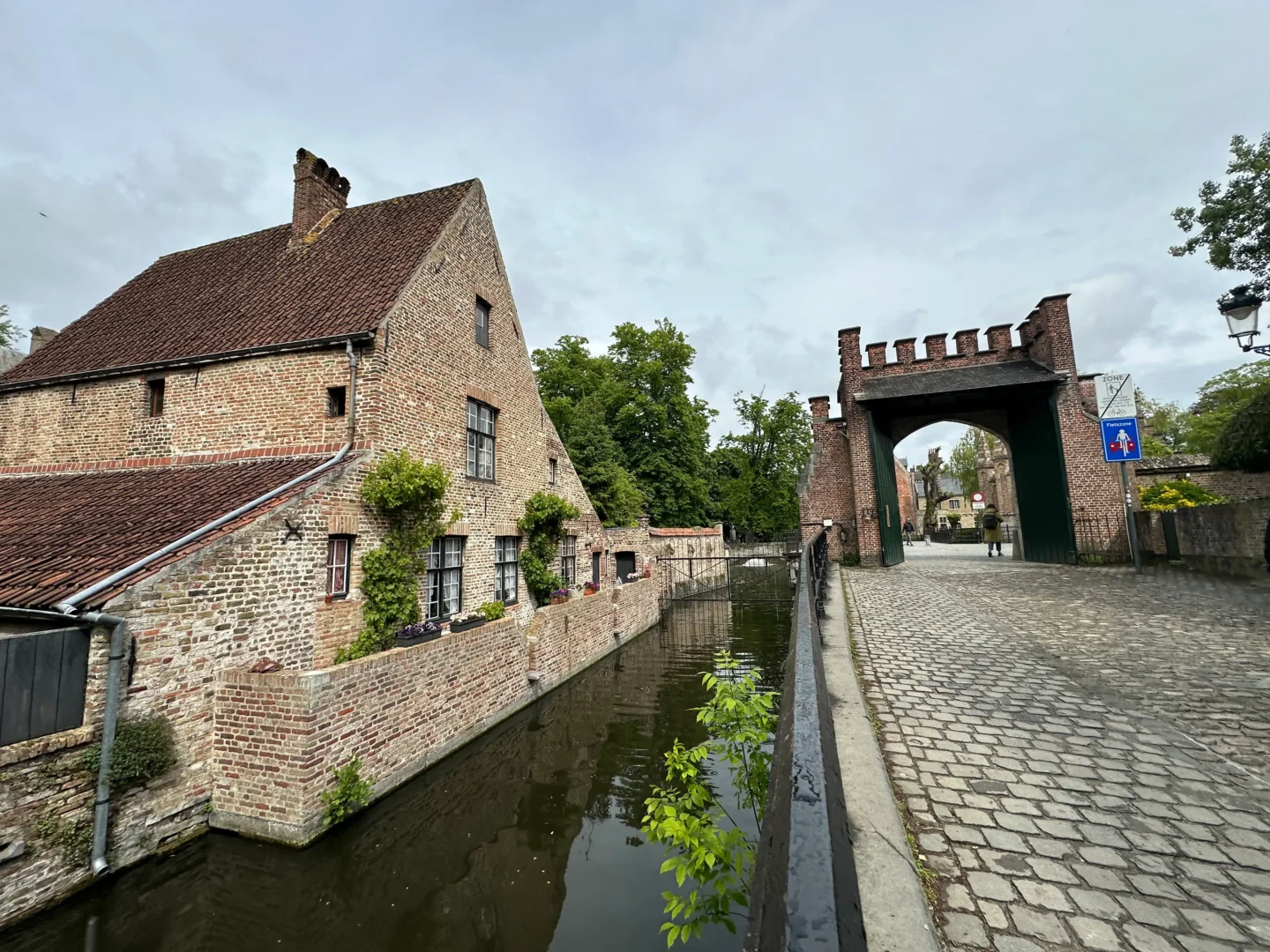beguinaje brujas