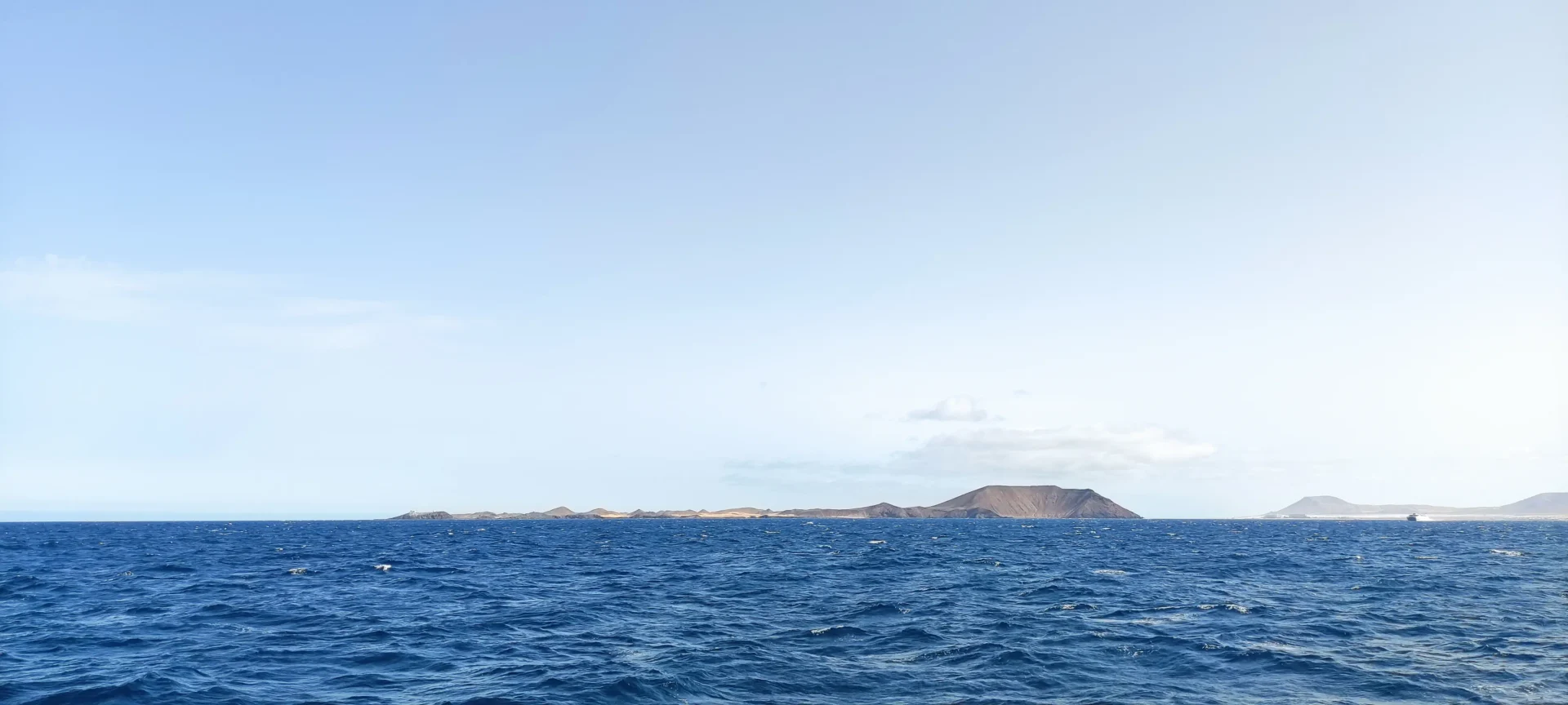 isla de lobos desde ferry
