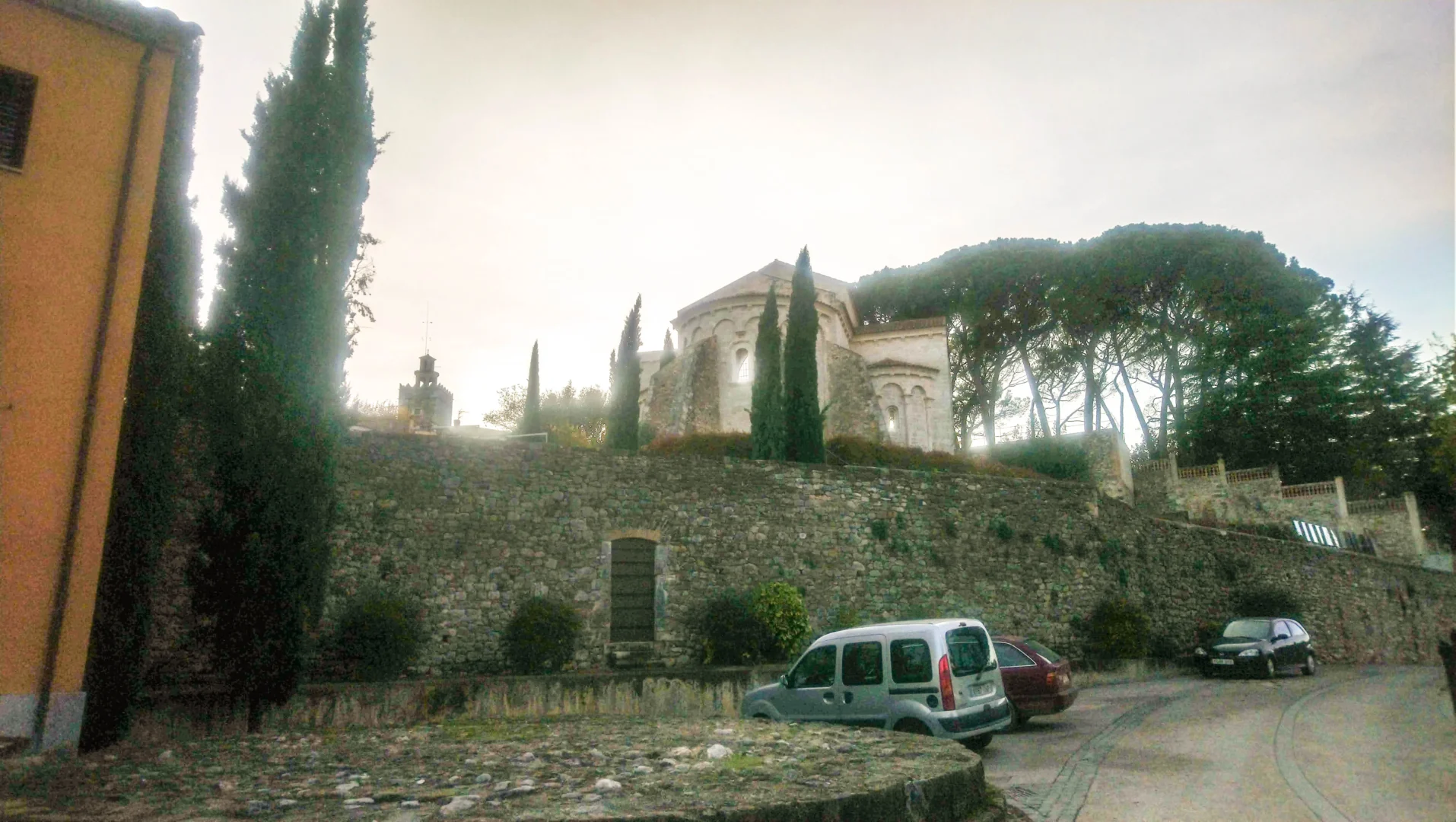 abside iglesia besalu